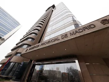 Fachada de la Audiencia Provincial de Madrid. Fachada de la Audiencia Provincial de Madrid.