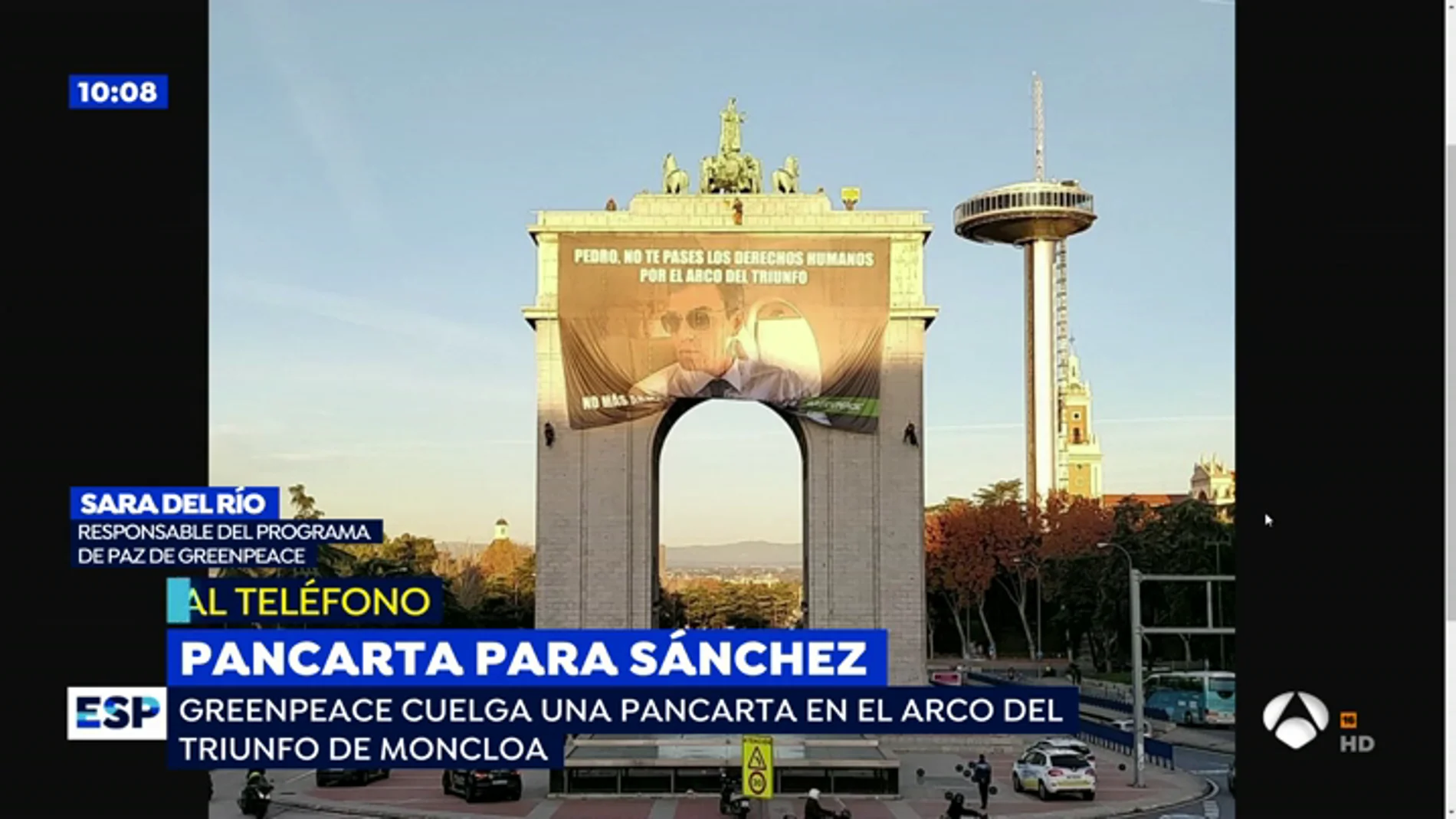 Pancarta gigante contra Pedro Sánchez en Madrid