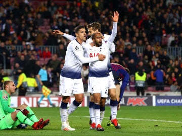 Lucas Moura celebra el gol del Tottenham