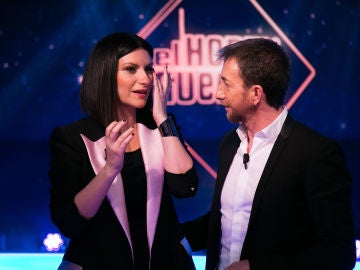 Laura Pausini no puede contener las lágrimas con el libro mágico de 'El Hormiguero 3.0' Laura Pausini no puede contener las lágrimas con el libro mágico de 'El Hormiguero 3.0'