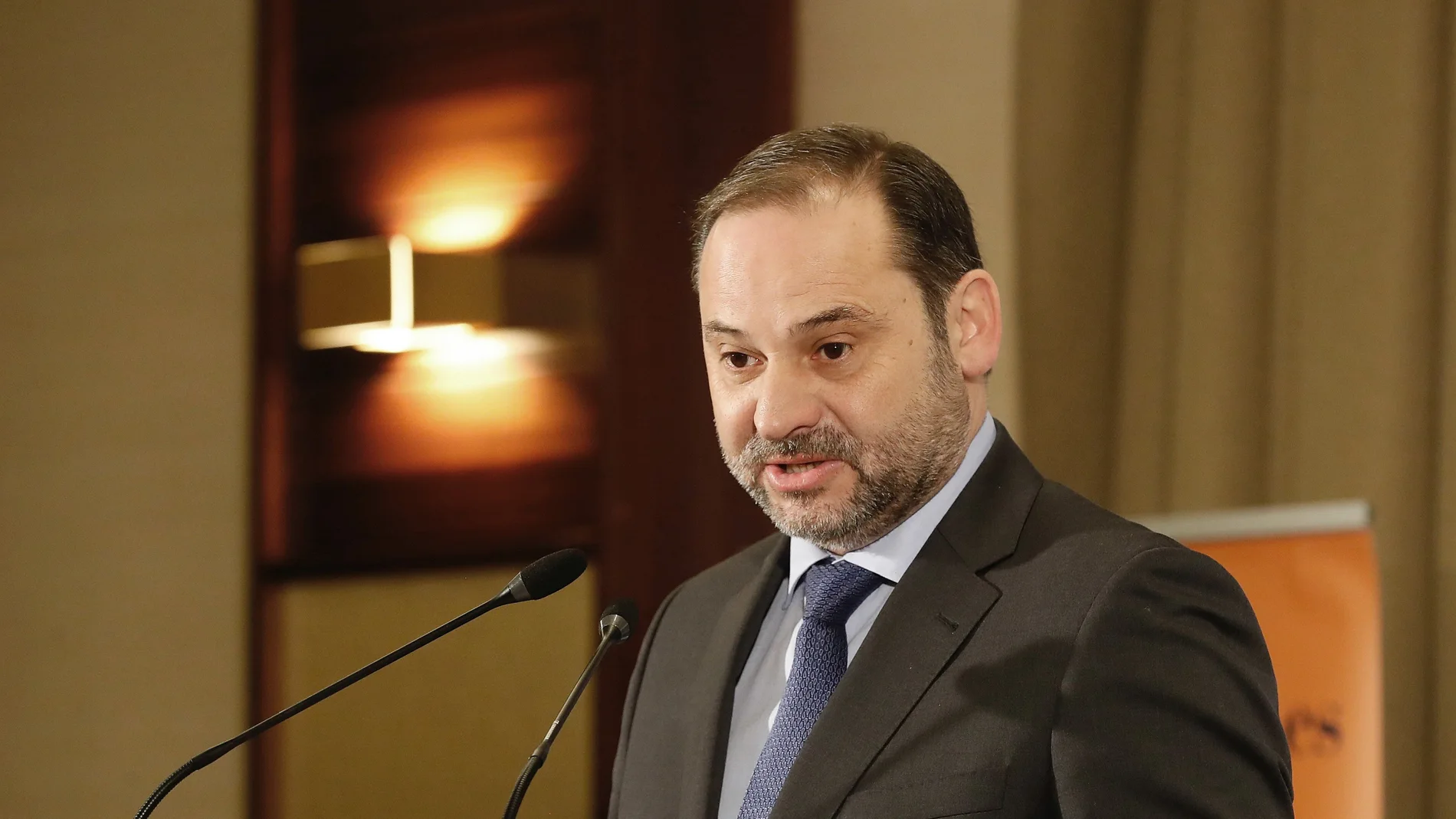 El ministro de Fomento y secretario de Organización del PSOE, José Luis Ábalos El ministro de Fomento y secretario de Organización del PSOE, José Luis Ábalos