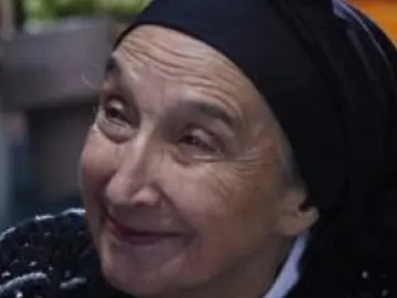 Antonia Cruells, protagonista de los anuncios de Fabada Litoral Antonia Cruells, protagonista de los anuncios de Fabada Litoral