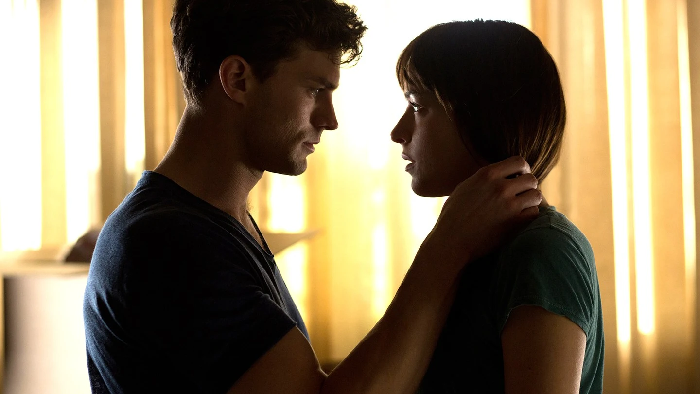 Jamie Dornan y Dakota Johnson en 'Cincuenta sombras'