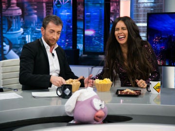 Cristina Pedroche confiesa su 'obsesión' por las castañas en 'El Hormiguero 3.0': "Si haces ejercicio luego puedes comer lo que quieras"