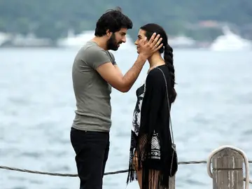 ‘Amor de contrabando’ llega a su recta final ‘Amor de contrabando’ llega a su recta final