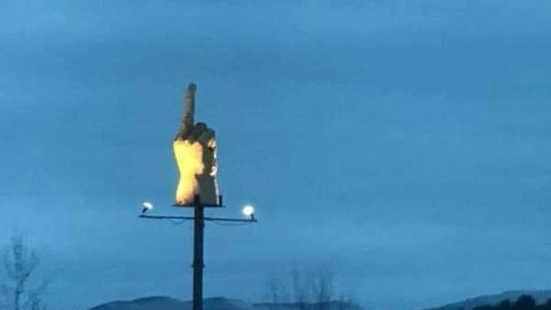 La escultura de la peineta La escultura de la peineta