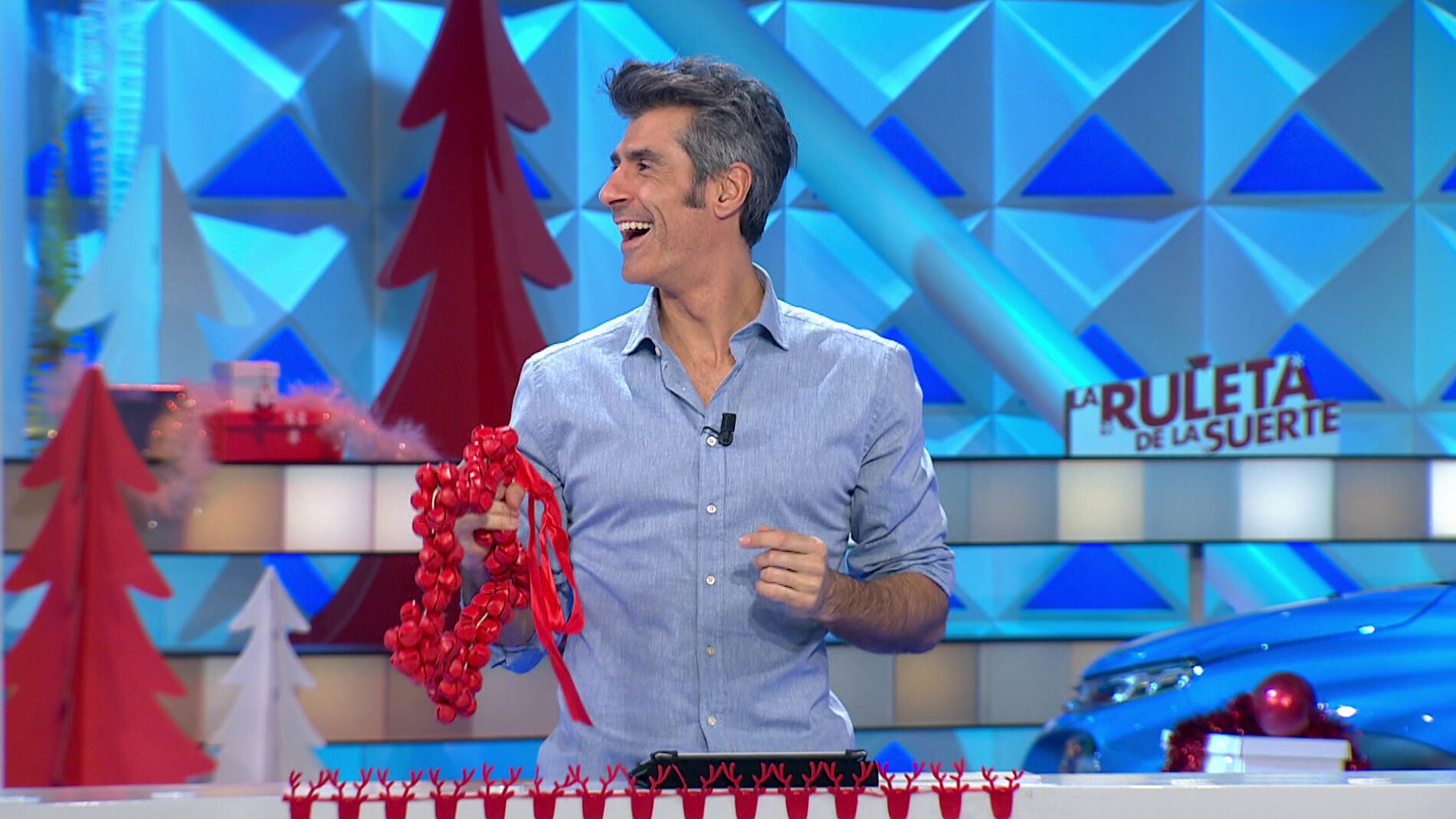 Jorge Fern&aacute;ndez toca la pandereta con mucho "flow" 