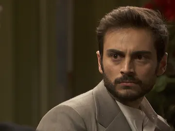 Saúl y Julieta, en peligro y a punto de ser encontrados Saúl y Julieta, en peligro y a punto de ser encontrados