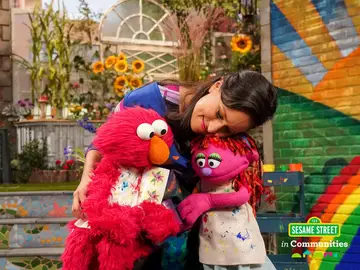 Lily, la nueva protagonista de Barrio Sésamo Lily, la nueva protagonista de Barrio Sésamo