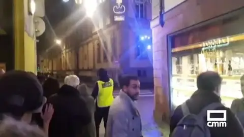Así se vivió en las calles de Estrasburgo los instantes posteriores al atentado en un mercadillo navideño Así se vivió en las calles de Estrasburgo los instantes posteriores al atentado en un mercadillo navideño