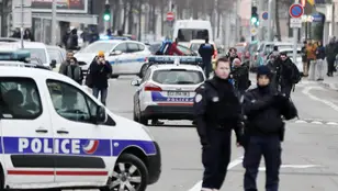 Agentes de la policía francesa 