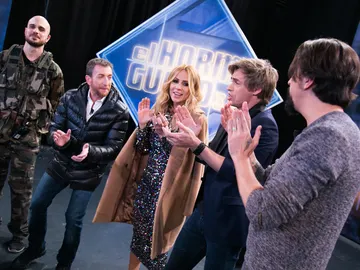 Las metralletas musicales de 'El Hormiguero 3.0' nos deleitan con el nuevo single de Carlos Baute y Marta Sánchez, 'Te sigo pensando' Las metralletas musicales de 'El Hormiguero 3.0' nos deleitan con el nuevo single de Carlos Baute y Marta Sánchez, 'Te sigo pensando'