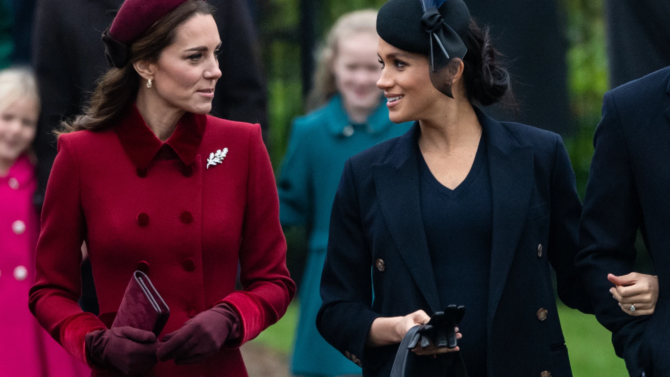 Meghan Markle y Kate Middleton durante la misa de Navidad 