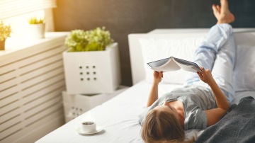 Mujer leyendo