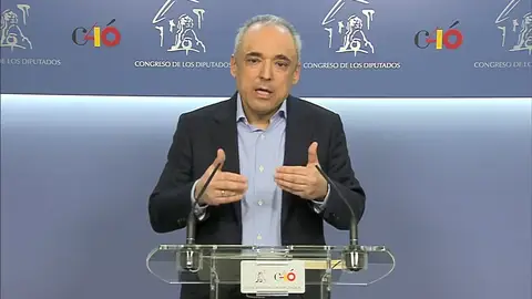 Los socialistas denuncian a la mesa del Congreso ante el Tribunal Constitucional Los socialistas denuncian a la mesa del Congreso ante el Tribunal Constitucional