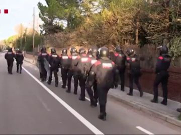 Cae una banda que robaba motos y coches en Barcelona