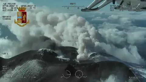 Las impresionantes imágenes de la erupción del Etna Las impresionantes imágenes de la erupción del Etna