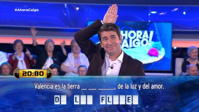 Una concursante de '¡Ahora Caigo!' hiere el orgullo de Arturo Valls
