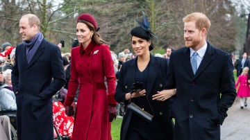 El príncipe Guillermo, Kate, Meghan y el príncipe Harry El príncipe Guillermo, Kate, Meghan y el príncipe Harry