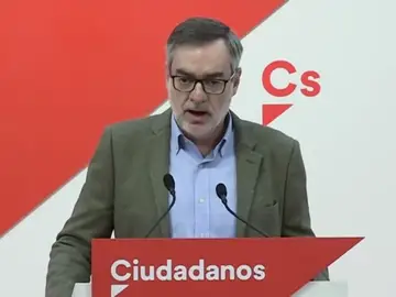 Villegas asegura que C's solo aceptará compartir el Gobierno de coalición con el PP y descartan formar "ningún tipo de tripartito" Villegas asegura que C's solo aceptará compartir el Gobierno de coalición con el PP y descartan formar "ningún tipo de tripartito"