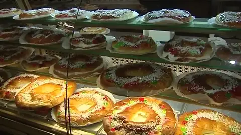 Estos son algunos de los alimentos que no deben faltar en la nevera en estas fiestas Estos son algunos de los alimentos que no deben faltar en la nevera en estas fiestas