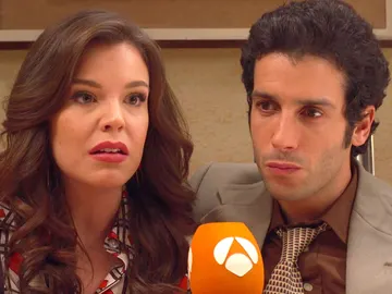 Lucía Martín Abello y Jonás Beramí lanzan un contundente mensaje que muestra el otro lado de la Navidad Lucía Martín Abello y Jonás Beramí lanzan un contundente mensaje que muestra el otro lado de la Navidad