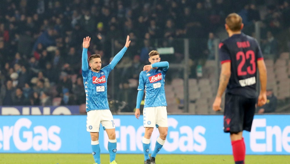 Mertens celebra un gol con el Nápoles