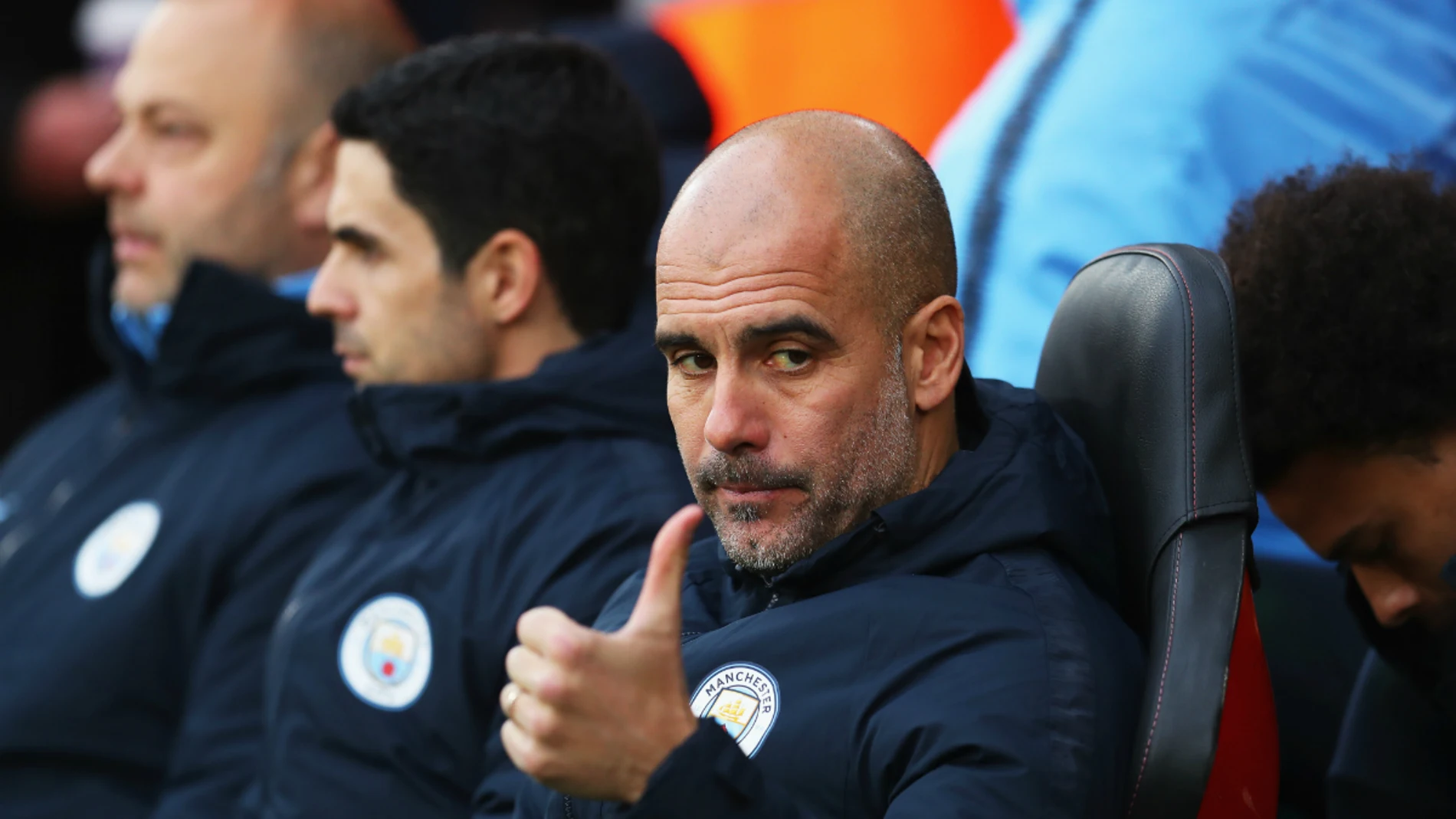 Guardiola, en el banquillo del City Guardiola, en el banquillo del City