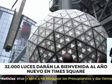Nueva York se prepara para la gran fiesta de Nochevieja en Times Square Nueva York se prepara para la gran fiesta de Nochevieja en Times Square