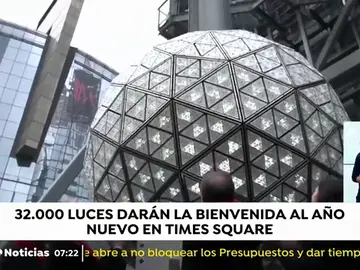 Nueva York se prepara para la gran fiesta de Nochevieja en Times Square Nueva York se prepara para la gran fiesta de Nochevieja en Times Square