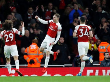 Ramsey celebra su gol contra el West Ham