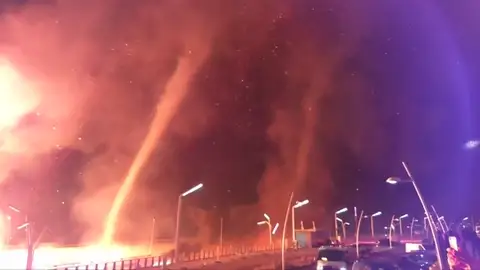 En un Holanda un tornado de fuego arrasa con varias viviendas En un Holanda un tornado de fuego arrasa con varias viviendas