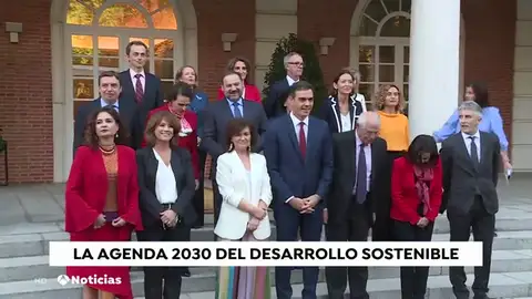 España se compromete a los 17 objetivos de Desarrollo Sostenible que deberá cumplir para 2030 España se compromete a los 17 objetivos de Desarrollo Sostenible que deberá cumplir para 2030