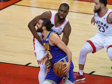Ricky Rubio ante Ibaka Ricky Rubio ante Ibaka