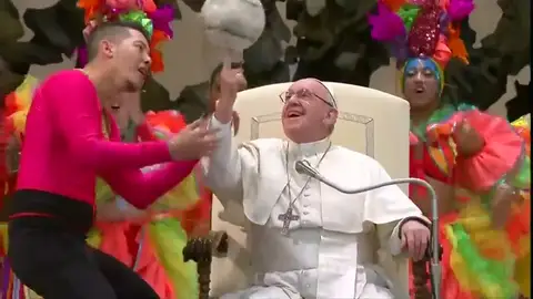 Artista del Circo de Cuba ofrecen su espectáculo al Papa Artista del Circo de Cuba ofrecen su espectáculo al Papa