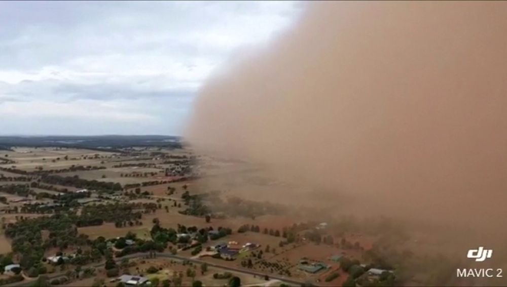 Una tormenta de arena sorprende a los habitantes de Nuevo Gales, en Australia
