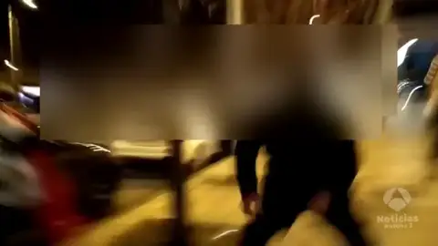 Brutal agresión de un portero de discoteca a un cliente en Pamplona Brutal agresión de un portero de discoteca a un cliente en Pamplona