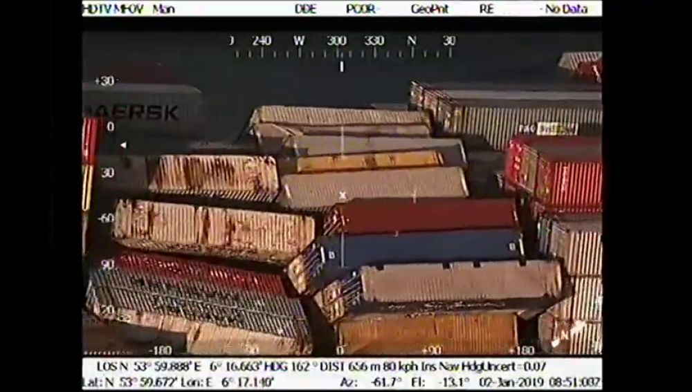 Saquean la mercancía caída al mar desde un carguero de bandera panameña frente a varias islas holandesas