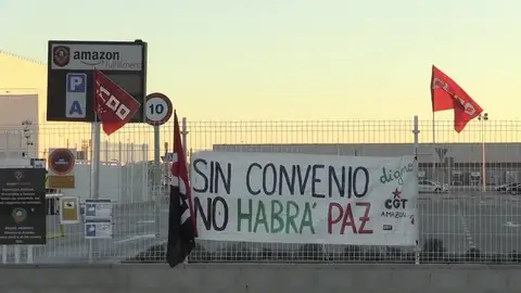 Nueva jornada de paro de los trabajadores de Amazon en plena campaña de Reyes Nueva jornada de paro de los trabajadores de Amazon en plena campaña de Reyes