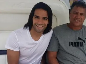 Falcao, junto a su padre Falcao, junto a su padre