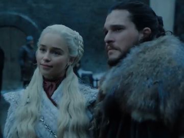 Daenerys y Jon Snow en la última temporada de 'Juego de Tronos'