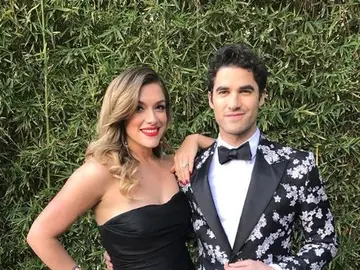 Darren Criss listo para que comiencen los Globos de Oro Darren Criss listo para que comiencen los Globos de Oro