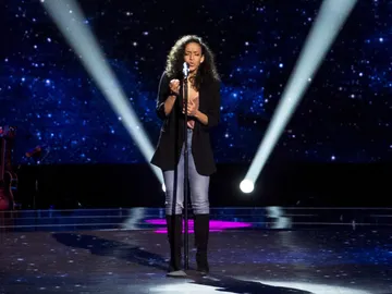 VÍDEO: Andrea del Solar canta 'I will always love you' VÍDEO: Andrea del Solar canta 'I will always love you'