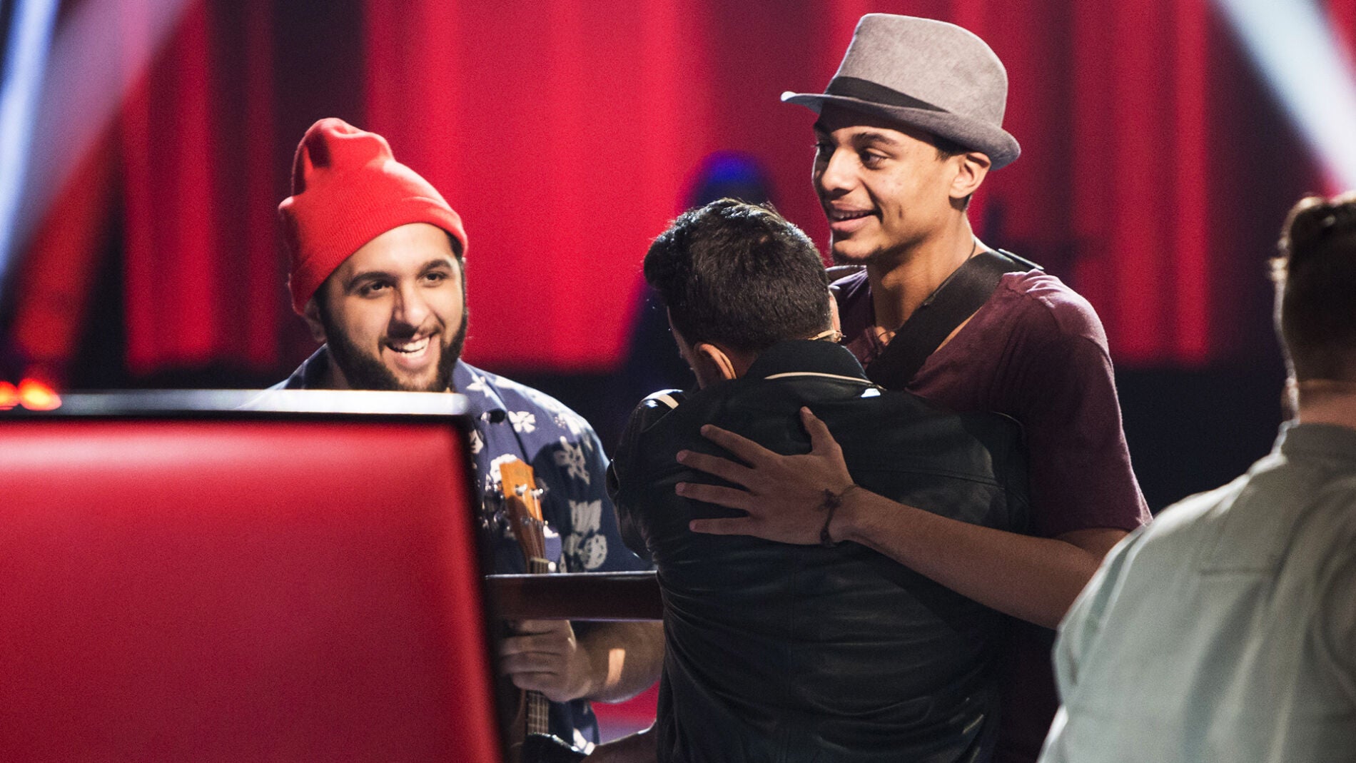 V&Iacute;DEO: Luis Fonsi se lleva a su equipo a Domingo Ondiz y Roy Borland