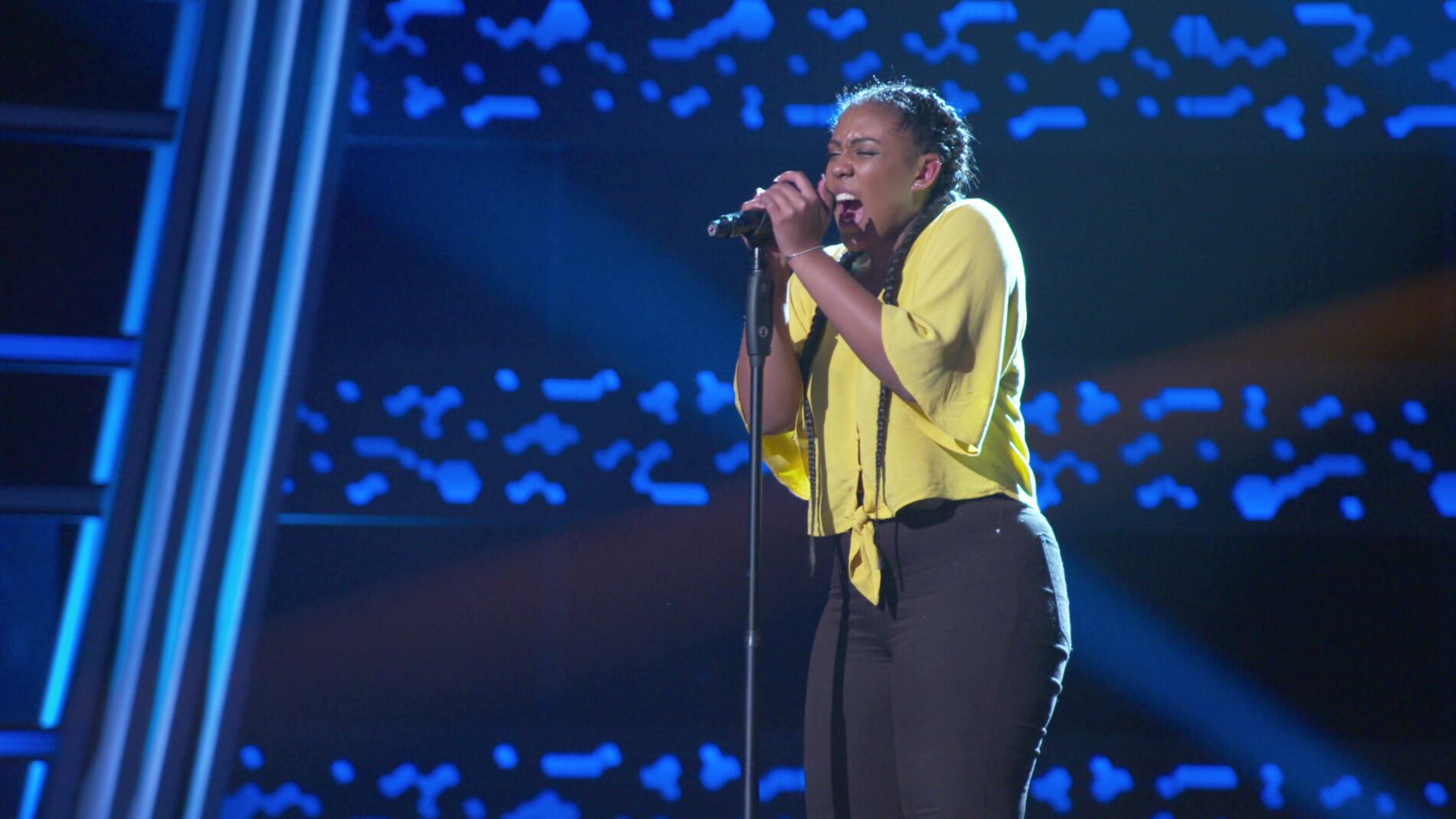 Linda se viene arriba en los ensayos de las ‘Audiciones a ciegas’ impresionada con el plató de ‘La Voz’