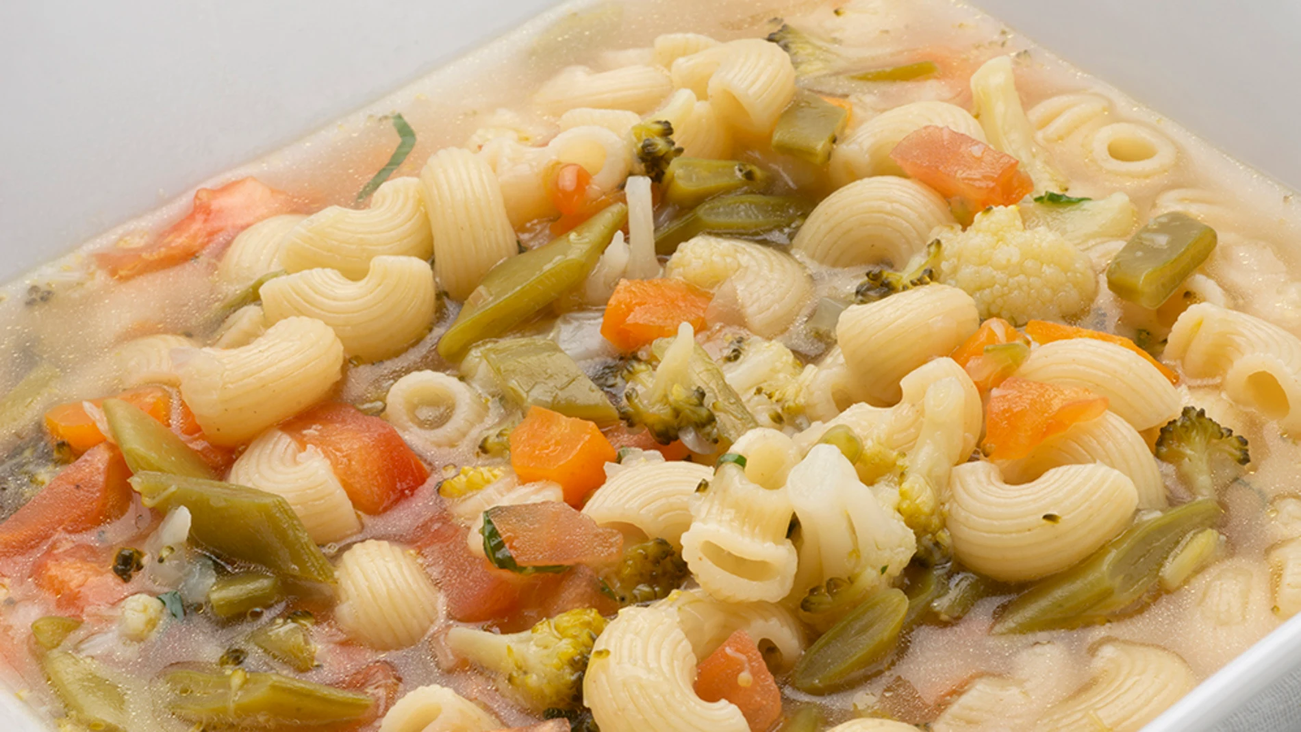 Sopa de verduras y pasta