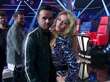 Paulina Rubio se impone ante sus tres compañeros de 'La Voz' Paulina Rubio se impone ante sus tres compañeros de 'La Voz'