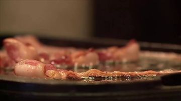 El truco definitivo para que el bacon salga de lo más crujiente