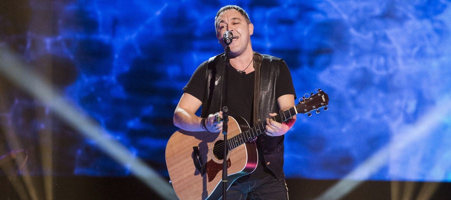VÍDEO - LA VOZ: Andrés Balado canta 'Purple rain' en las 'Audiciones a ciegas'