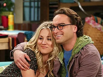 Penny y Leonard en 'The Big Bang Theory' Penny y Leonard en 'The Big Bang Theory'